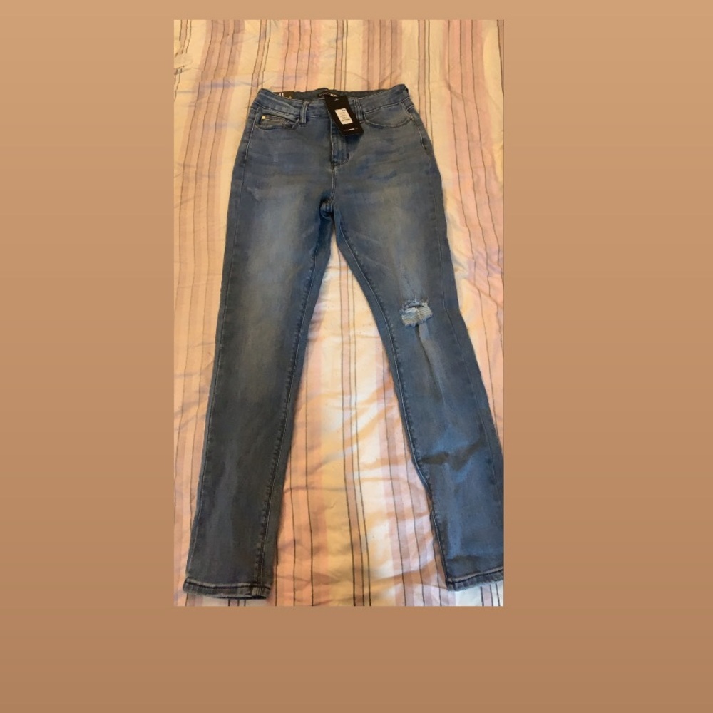 Fashion nova jeans